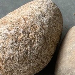 Mẫu Sân Vườn Rải Sỏi Tự Nhiên Đẹp, Giải Quyết Triệt Để Bài Toán Thoát Nước 79 Đá cuội trang trí 10-20-30cm CTS-SSV-35