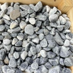 Mẫu Sân Vườn Rải Sỏi Tự Nhiên Đẹp, Giải Quyết Triệt Để Bài Toán Thoát Nước 85 Sỏi đen quay trang trí sân vườn CTS-SSV-32