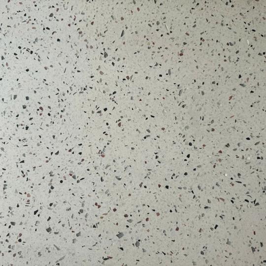 Gạch đá mài Thủy tinh đen hồng 3 - 6mm nền trắng ST01-TTDH36 2 Gạch đá mài Thủy tinh đen hồng 3-6mm nền trắng ST01-TTDH36