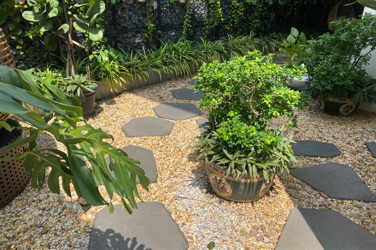 Sân vườn rải sỏi đẹp Sân vườn rải sỏi đẹp
