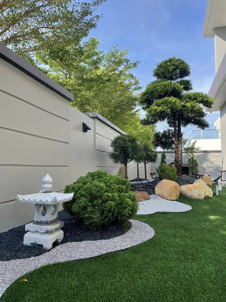 Mẫu Sân Vườn Rải Sỏi Tự Nhiên Đẹp, Giải Quyết Triệt Để Bài Toán Thoát Nước 67 mau san vuon rai soi tu nhien dep 16