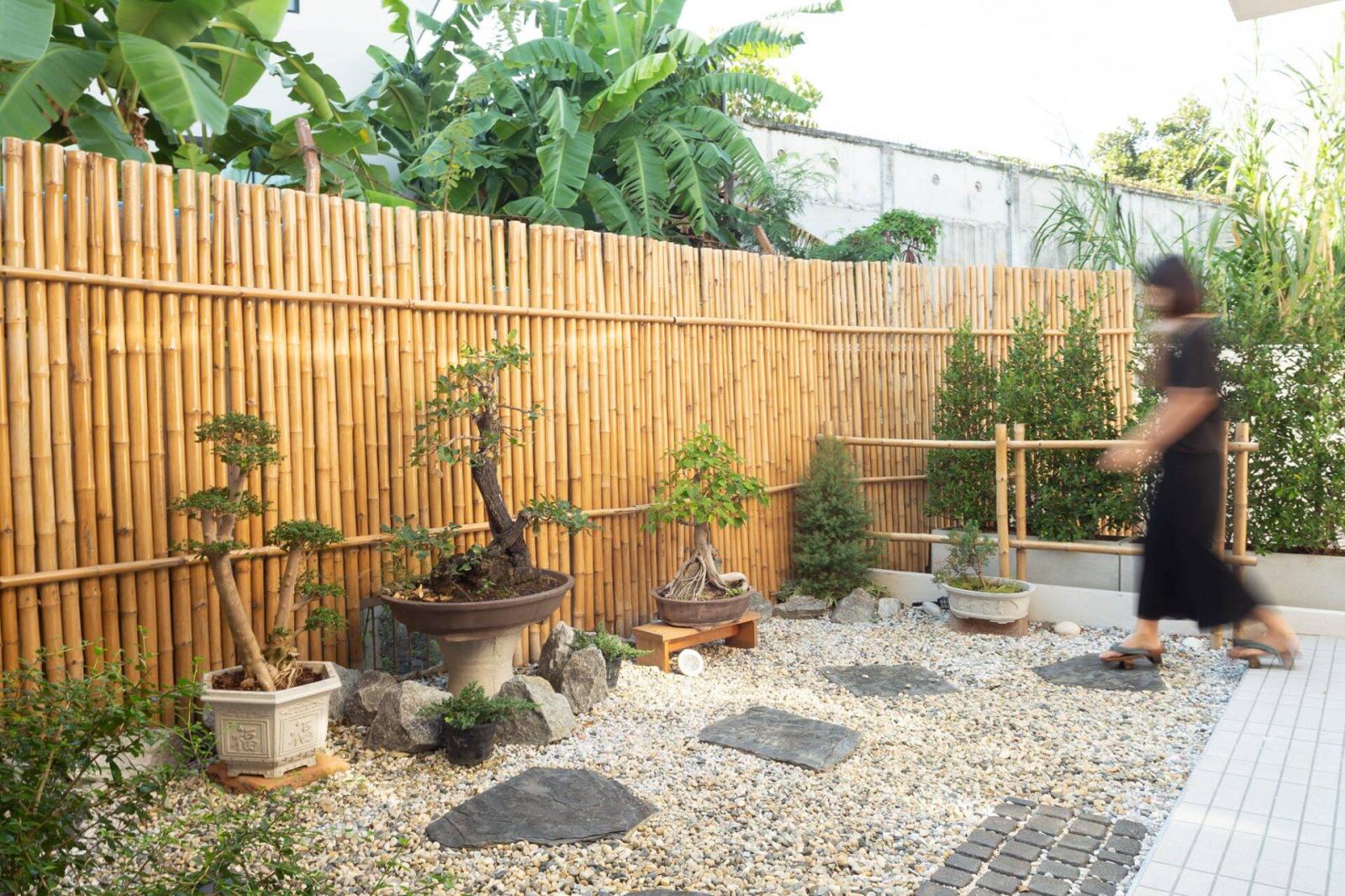 Mẫu Sân Vườn Rải Sỏi Tự Nhiên Đẹp, Giải Quyết Triệt Để Bài Toán Thoát Nước 58 mau san vuon rai soi tu nhien dep 8